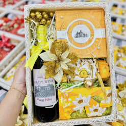 Hộp Quà Tết Chữ Nhật Rượu Vang Nho - Quà Tặng Tết - Quà Trang Trí Tết - QTTT23