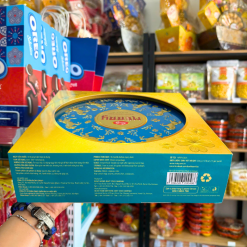 Bánh Quy Thập Cẩm RICHY MERRY Hộp Thiếc 334g (Xanh Dương/Đỏ) - Kèm Túi - 8936226200486