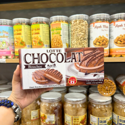 Bánh Bông Lan Phủ Kem LOTTE CHOCOLAT162gr - 8935341300224