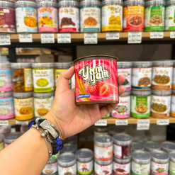 1 Hộp Bánh Que Chấm Sốt Dâu Tây - Bánh Yam Yam Dâu Tây - QCDT01