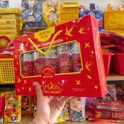 Nước Yến Sào Thái Huy Bảo - Tổ Yến Thiên Nhiên Kingnests 180ml x 5 Lon - 8938528436204