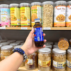 1 Chai Nước Tăng Lực Bò Húc REDBULL Chai Nắp Xanh - 8850228000106LE