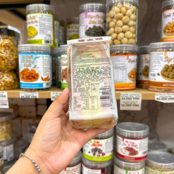 1 Cái Bánh Bông Lan Tam Giác CHUNSANJIAO Vị Dâu - Màu Hồng - BBLTGCVD01