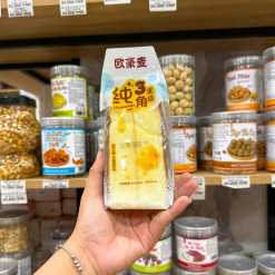 3 Cái Bánh Bông Lan Tam Giác CHUNSANJIAO Vị Phô Mai - Màu Vàng - BBLTGCVPM03