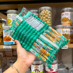 Bánh Que Kem OISHI AKIKO Nhân Phô Mai 140g - Màu Xanh Rêu - BQKOANPM140G