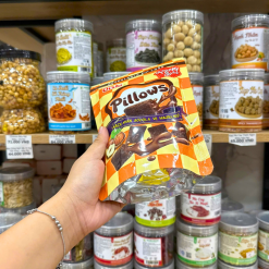 Bánh Quy Nhân Kem Socola OISHI PILLOWS Vị Hazelnut 80g - BQNKSOPVH80G