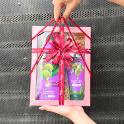 Set Quà Tặng Dầu Gội & Dầu Xả Palmolive Naturals Silky Straight (Set Màu Tím) - PALMOLIVETIM