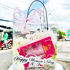 Túi Quà Tặng 8-3 Sữa Tắm Nước Hoa Charme Coco Hồng + Nước Hoa Charme Coco (Có Đèn Chớp) - TUIQUACHARME03