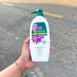 Sữa Tắm Palmolive Naturals Irresistible Softness 500g - 8850006480892