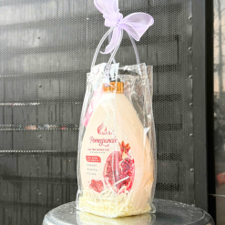 Set Giỏ Quà Tặng Sữa Tắm Hương Nước Hoa Charme Pomegranate Lựu Đỏ 1 Lít - SETQUACHARME11