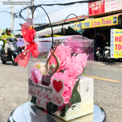 Set Giỏ Quà Nước Hoa Charme So Sexy Mùi Nữ 100ml Phiên Bản Mới 2025 - Túi Trong Vuông Có Đèn Đom Đóm Lót Giấy Rơm Thắt Nơ Xinh Xắn Nhiều Màu - SETQUACHARME24