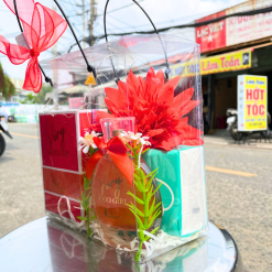 Set Quà Tặng Nước Hoa Nữ Charme Very Good Girl Xịt Có Kim Tuyến 100ml Hương Thơm Ngọt Ngào Quyến Rũ - Túi Trong Vuông Có Đèn Đom Đóm Lót Giấy Rơm Thắt Nơ Xinh Xắn Nhiều Màu - SETQUACHARME42