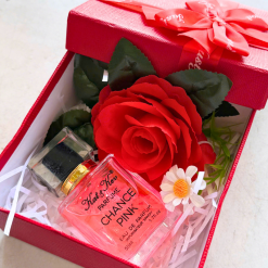 Set Hộp Quà Tặng Nước Hoa Nữ Kat Kev Parfume Chance Pink 50ml - Hộp Hoa Rơm Nhiều Màu - SETQUAKATKEV02