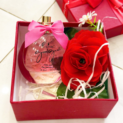 Set Hộp Quà Tặng Nước Hoa Nữ Charme Good Girl 60ml - Hộp Hoa Rơm Nhiều Màu - SETQUACHARME48