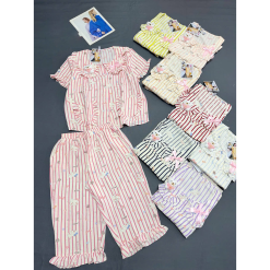 Đồ Bộ Nữ Áo Cổ Sen Tay Ngắn Quần Lửng Họa Tiết Gấu Đáng Yêu Vải Cotton Hàn Mịn Mát Size 45-62kg - DBOR0004