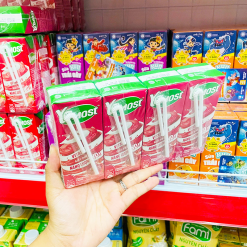 Sữa Chua Uống Yomost Vị Lựu Lốc 4 Hộp (170ml/Hộp) - 8934841900446