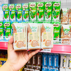 Sữa 5 Loại Hạt Cao Cấp Veyo Lốc 3 Hộp (180ml/Hộp) - 8934614031377