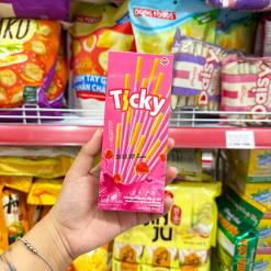 Bánh Que Đũa Phủ Dâu Ticky Uni Firms Combo 3 Hộp - Màu Hồng - 8858694610096CB3