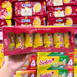 Bánh Bông Lan Cuộn Solite Vị Dâu Hộp Giấy Lớn 396g - 8934680042895