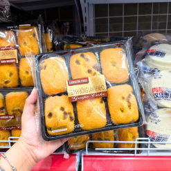 1 Thùng Bánh Bông Lan Vị Nho Laobeijing Foods Khay 6 Cái (183g x 24 Khay) - 6944876401629THUNG