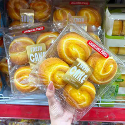 Bánh Bông Lan Tươi Laobeijing Foods Vị Bơ Sữa Khay 6 Cái (183g x 24 Khay) - 6944876401827THUNG