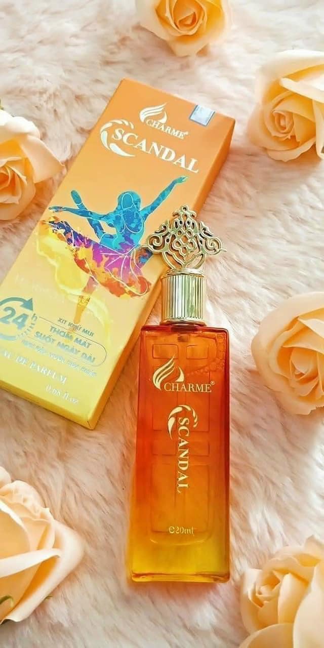 xịt thơm khử mùi Charme Scandal xịt thơm khử mùi Charme Scandal
