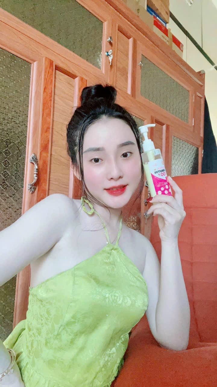 Kích Trắng 100+ Pluss Alpha Arbutin Nikos Beauty Kích Trắng 100+ Pluss Alpha Arbutin Nikos Beauty