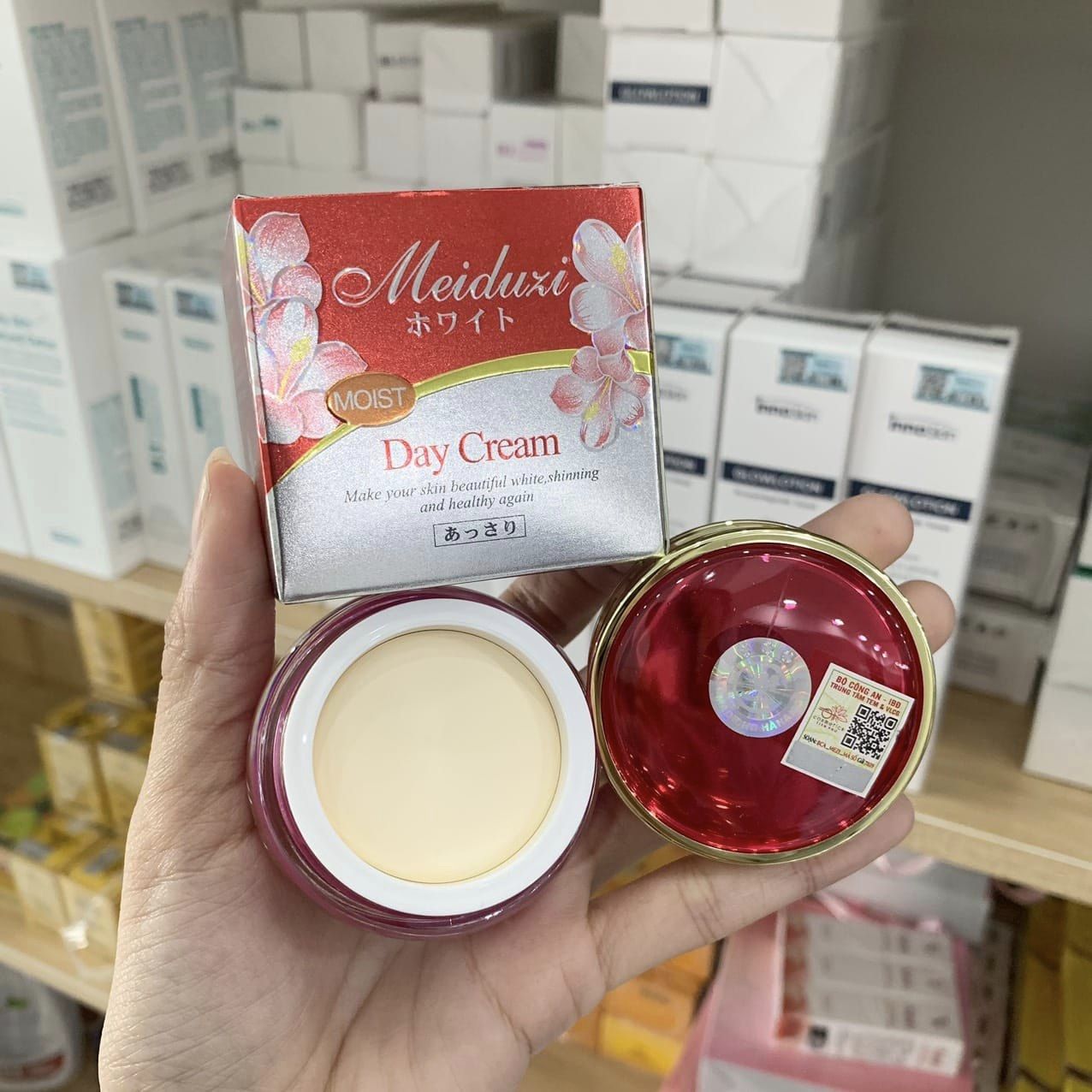 Kem Meiduzi Đỏ Ban Ngày Tem Vuông Kem Meiduzi Đỏ Ban Ngày Tem Vuông