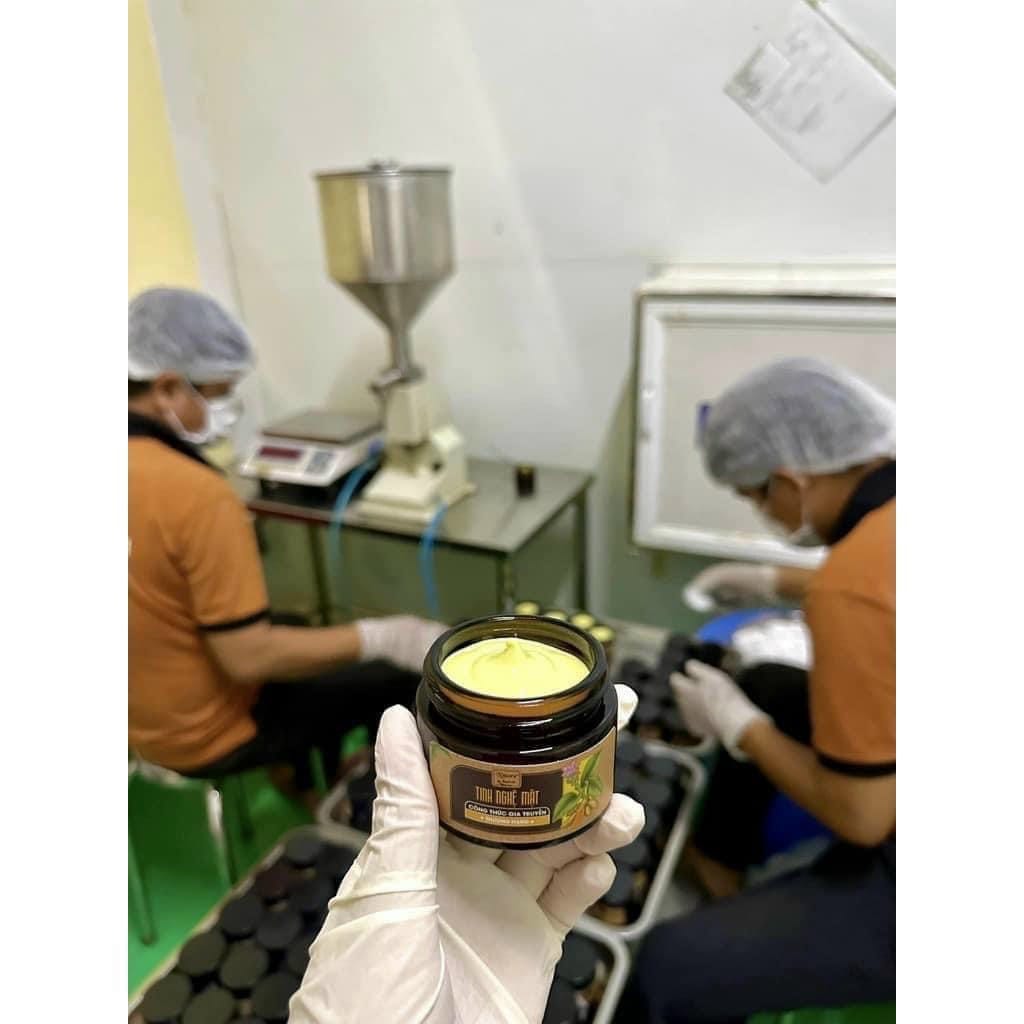 Tinh Nghệ Mật Nstore By Thanh Nhi có các thành phần được chọn lọc kĩ càng từ thiên nhiên 100% Tinh Nghệ Mật Nstore By Thanh Nhi có các thành phần được chọn lọc kĩ càng từ thiên nhiên 100%