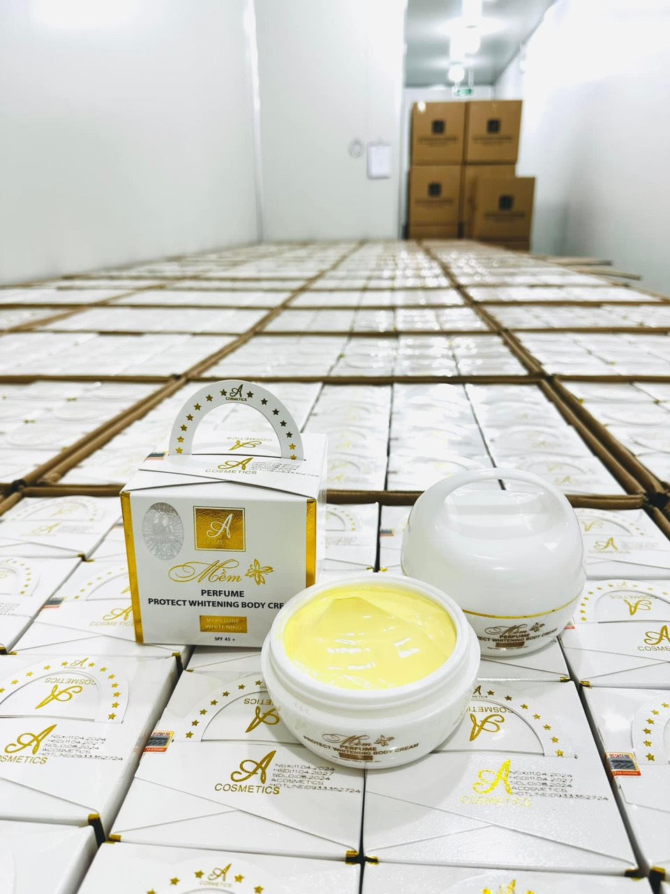 Trắng sáng Body sau 7 ngày với Mềm của nhà Phương Anh Trắng sáng Body sau 7 ngày với Mềm của nhà Phương Anh