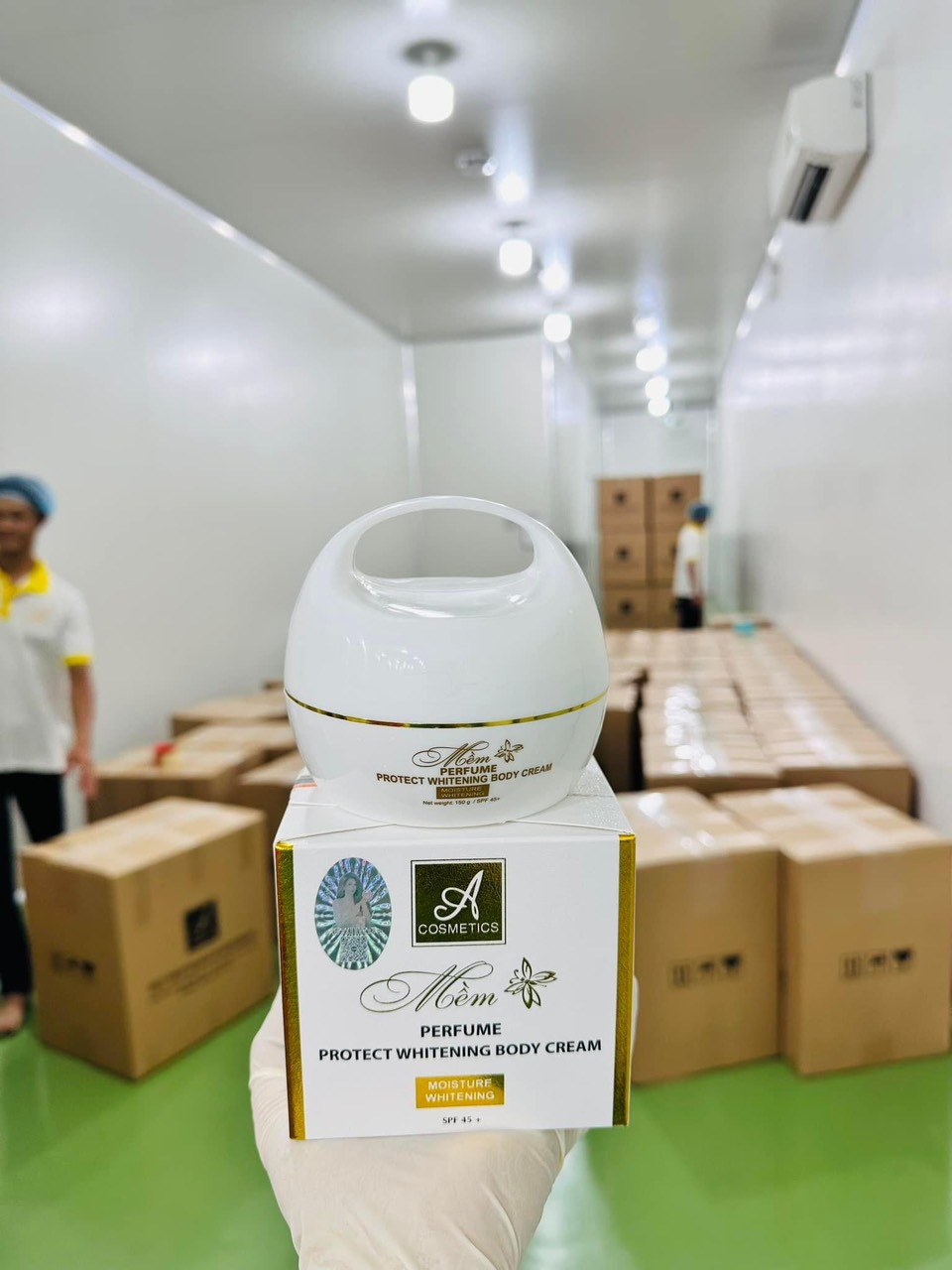 Trắng sáng Body sau 7 ngày với Mềm của nhà Phương Anh Trắng sáng Body sau 7 ngày với Mềm của nhà Phương Anh