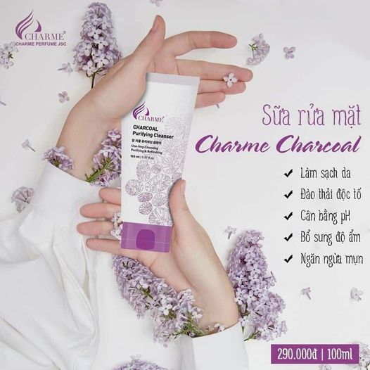 Bạn sợ da khô sau khi rửa mặt? Hãy mua ngay sữa rửa mặt than hoạt tính Charme Charcoal Purifying Cleanser Bạn sợ da khô sau khi rửa mặt? Hãy mua ngay sữa rửa mặt than hoạt tính Charme Charcoal Purifying Cleanser