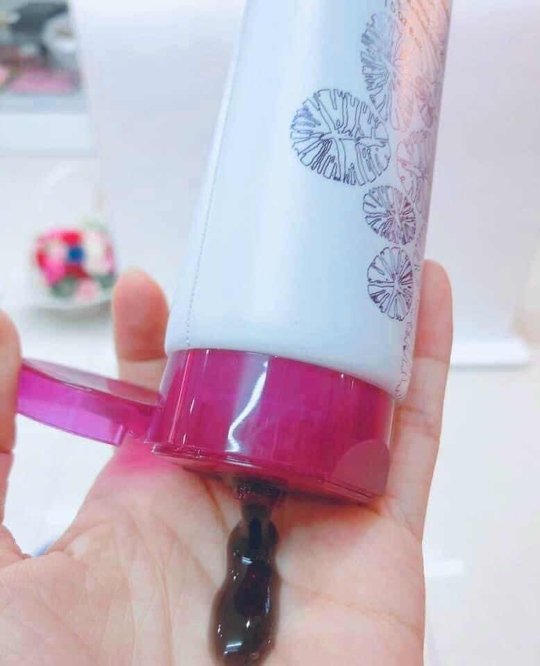 Sữa Rửa Mặt Charme Charcoal Than Hoạt Tính Sữa Rửa Mặt Charme Charcoal Than Hoạt Tính