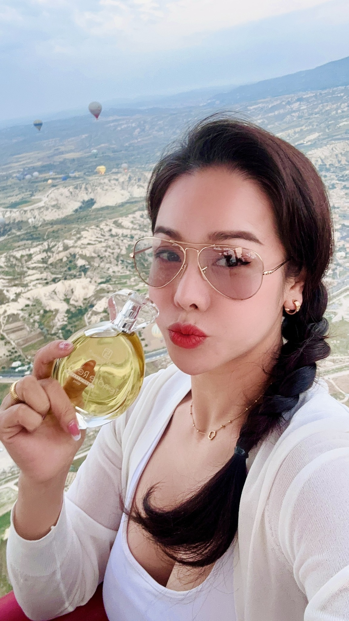 Nước hoa Pháp số 3 - Tendre Reve là chai nước hoa nữ cực sang chảnh và kiêu kì Nước hoa Pháp số 3 - Tendre Reve là chai nước hoa nữ cực sang chảnh và kiêu kì