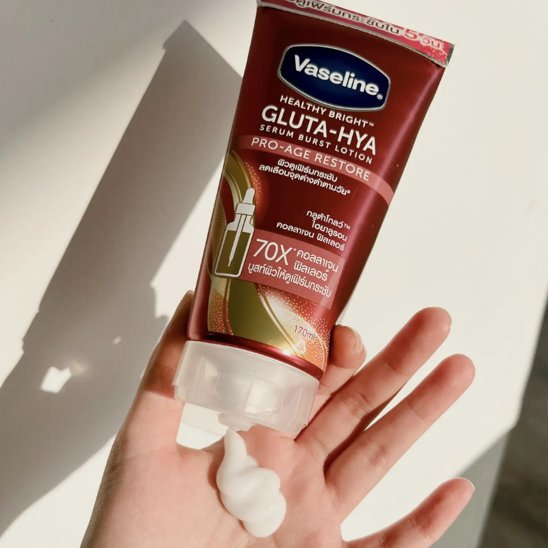 Sữa Dưỡng Thể Vaseline 70x Màu Đỏ Gluta Hya Serum Burst Lotion Pro Age Restore Sữa Dưỡng Thể Vaseline 70x Màu Đỏ Gluta Hya Serum Burst Lotion Pro Age Restore