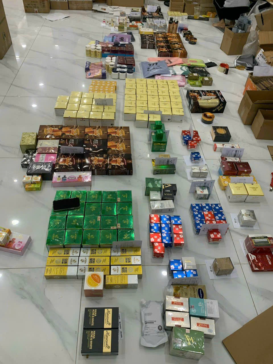 Bóc giá mỹ phẩm nhà ANN nha mấy chị.