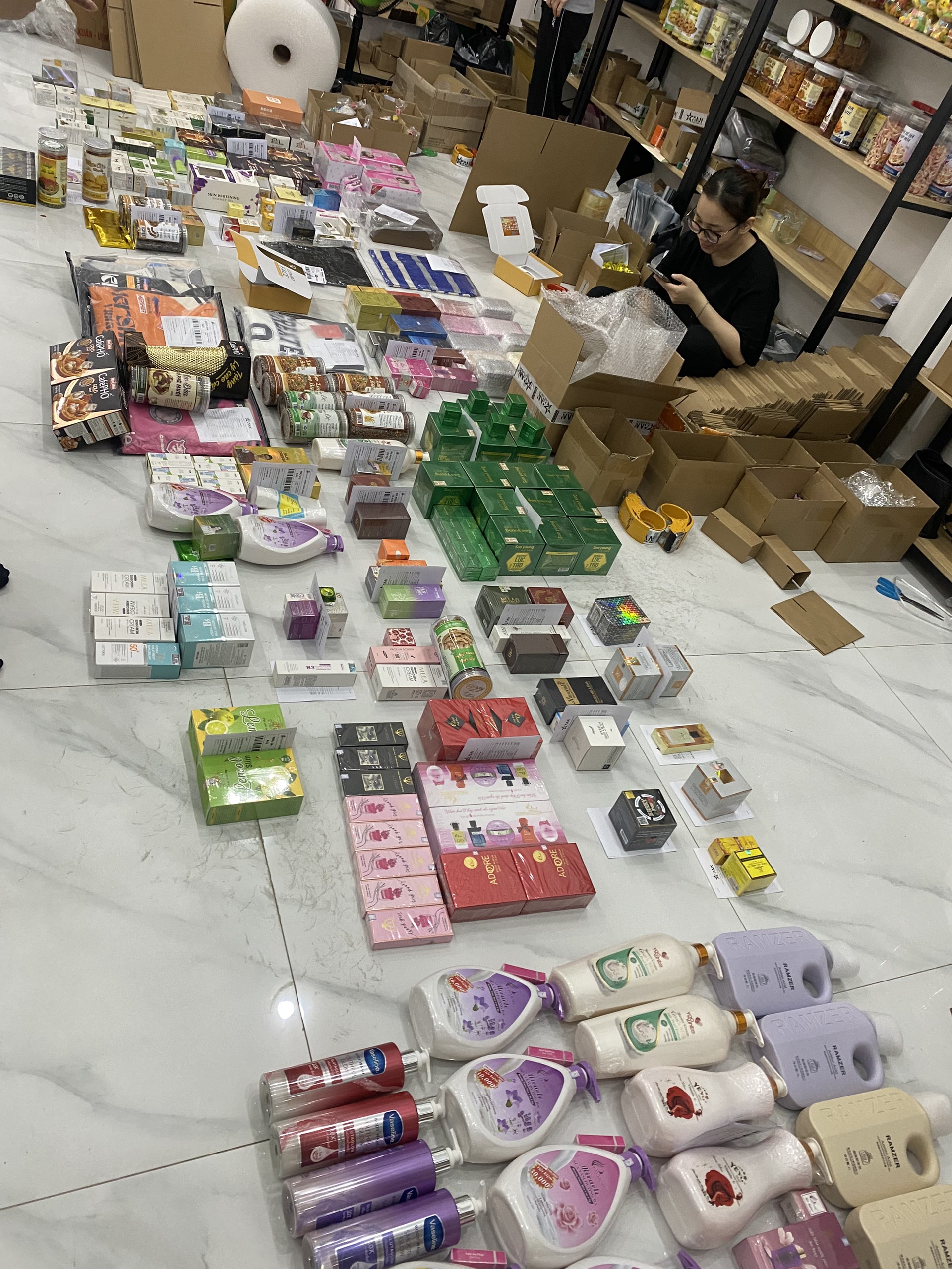 Sỉ cần làm gì khi mới đi lấy hàng lần đầu ở kho.