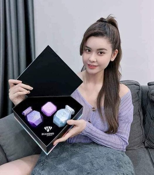 Diamond White Viên Uống Trắng Da Day and Night Diamond White Viên Uống Trắng Da Day and Night