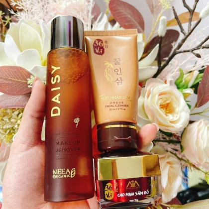 Nước Tẩy Trang Daisy MeeA Organic chính hãng Nước Tẩy Trang Daisy MeeA Organic chính hãng