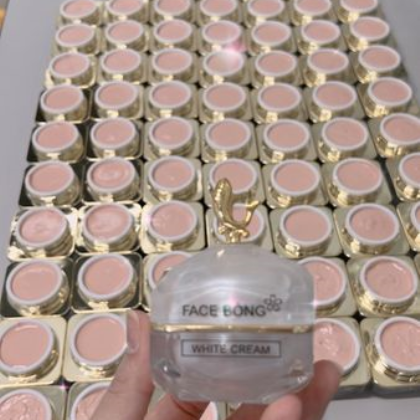 Kem Face Bông Onaya ra mắt giúp các chị em có những nỗi lo về thâm nám Kem Face Bông Onaya ra mắt giúp các chị em có những nỗi lo về thâm nám