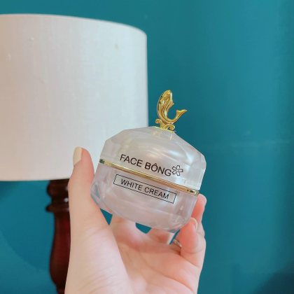 Kem Face Bông Onaya ra mắt giúp các chị em có những nỗi lo về thâm nám Kem Face Bông Onaya ra mắt giúp các chị em có những nỗi lo về thâm nám