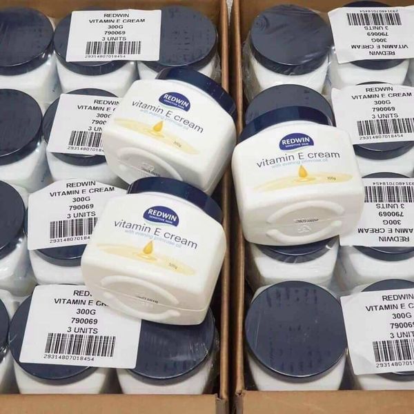Kem dưỡng vitamin E Redwin Úc hũ 300g cho da mướt mát mùi thơm dịu dịu Kem dưỡng vitamin E Redwin Úc hũ 300g cho da mướt mát mùi thơm dịu dịu
