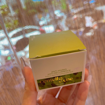 Kem Face Mụn Rau Má Jiuhe Centella Acne Thanh Tô Cosmetics 10g chính hãng Kem Face Mụn Rau Má Jiuhe Centella Acne Thanh Tô Cosmetics 10g chính hãng