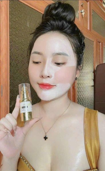 Ủ Trắng Lúa Mạch Thanh Nhi Nikos Beauty chính hãng Ủ Trắng Lúa Mạch Thanh Nhi Nikos Beauty chính hãng