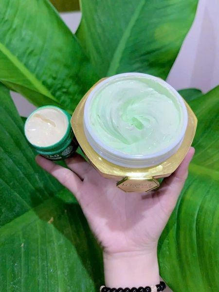 Kem Body Lục Tảo Huyền Thoại Soo Young Kem Body Lục Tảo Huyền Thoại Soo Young