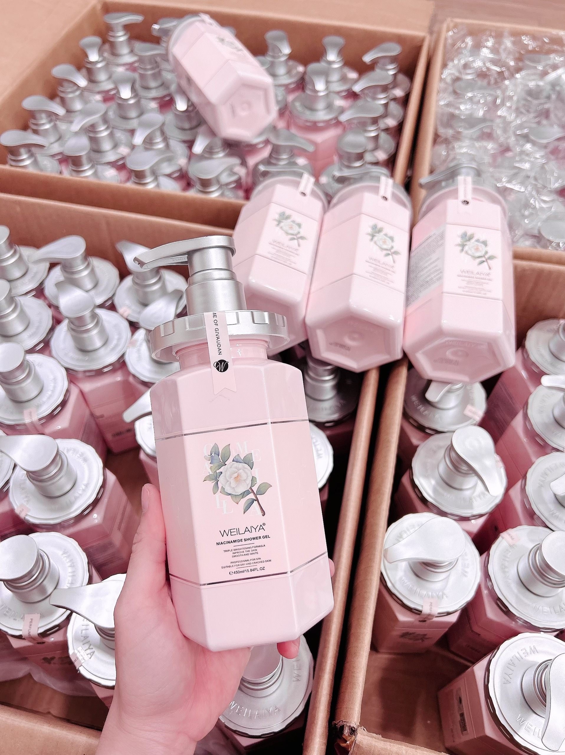 Sữa Tắm Trắng Da Hoa Trà Weilaiya Sữa Tắm Trắng Da Hoa Trà Weilaiya