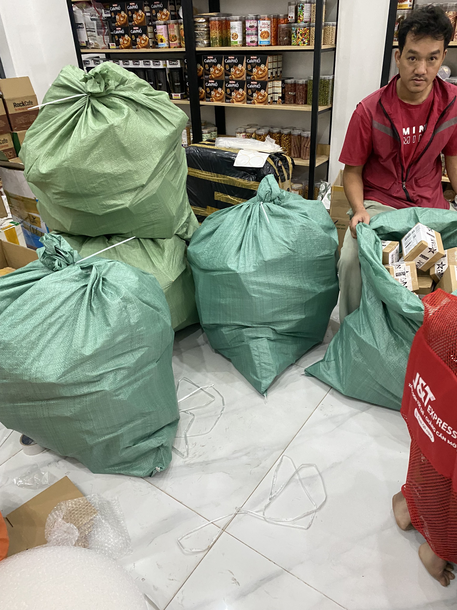 Sỉ ghé kho em tham khảo sản phẩm nha