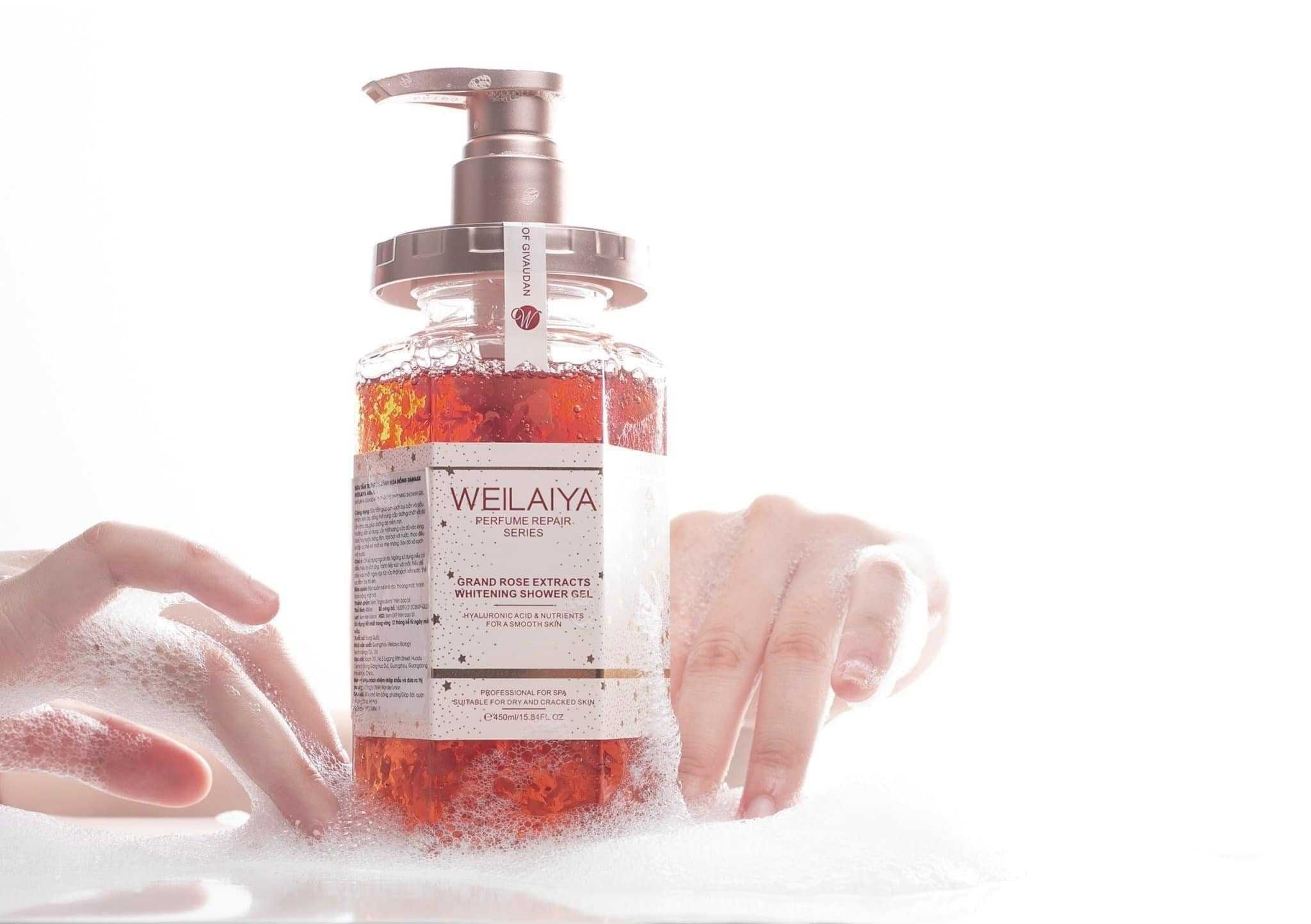 Sữa tắm trắng da Weilaiya hoa hồng Damask chứa chiết xuất nguyên chất từ hoa hồng Damask Burgari Sữa tắm trắng da Weilaiya hoa hồng Damask chứa chiết xuất nguyên chất từ hoa hồng Damask Burgari