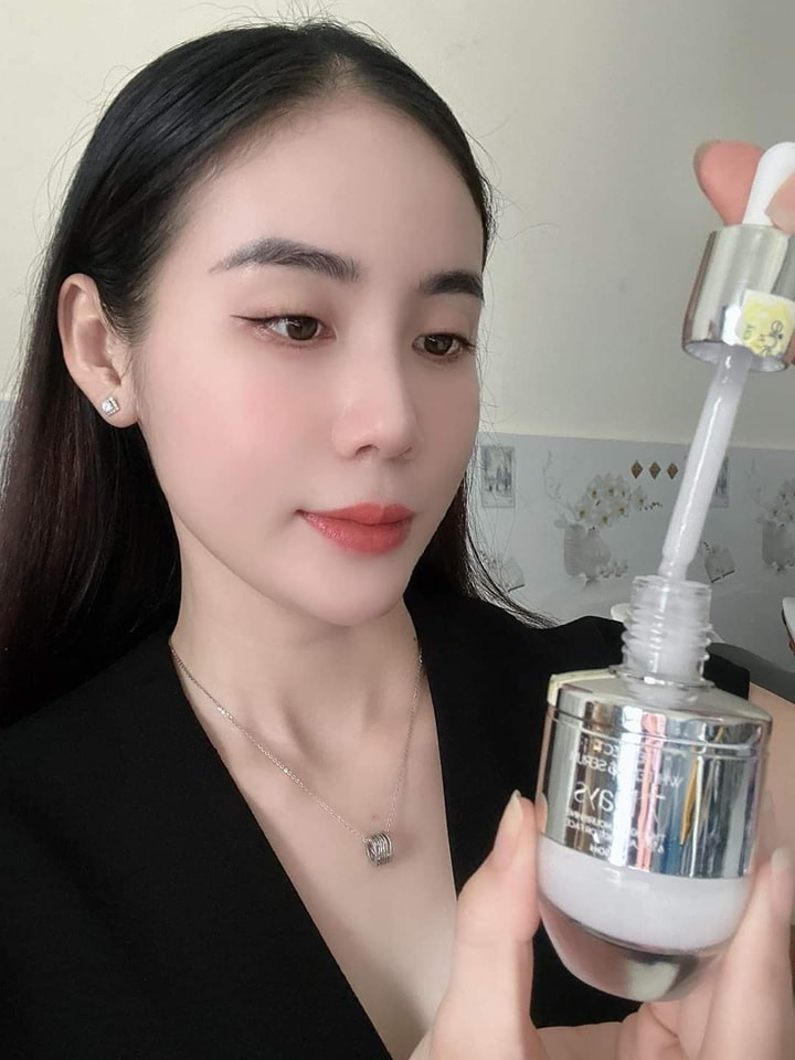 Huyết Thanh 7 Days Perfect Whitening Serum Queenie Skin Huyết Thanh 7 Days Perfect Whitening Serum Queenie Skin