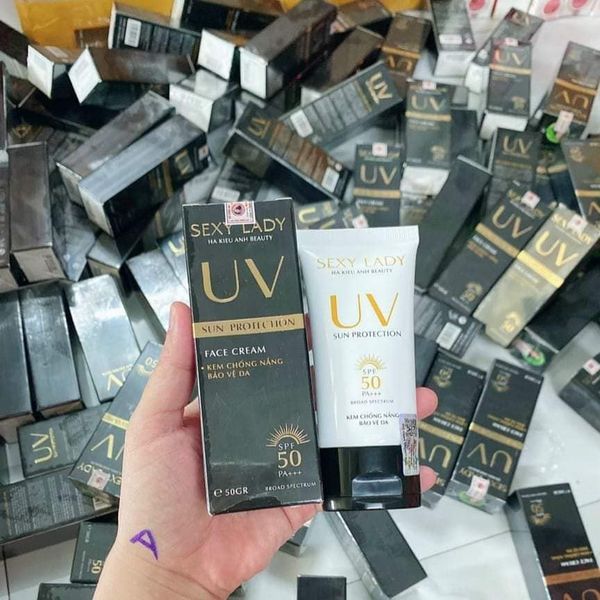 Kem Chống Nắng trắng da Sexy Lady Hà Kiều Anh Kem Chống Nắng trắng da Sexy Lady Hà Kiều Anh